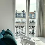 New 355 Suite Celine- Cosy Apartment Paris Center